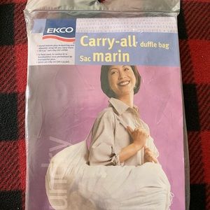 EKCO duffle bag